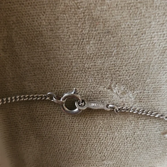 Mikimoto Silver Necklace with White Pearls - Picture 4 of 12